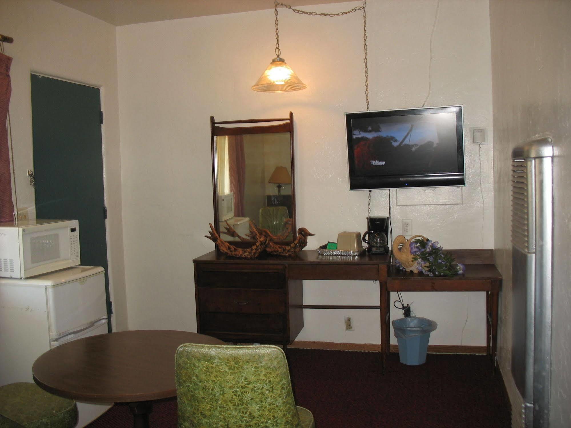 Travel Inn Roseburg Exterior foto